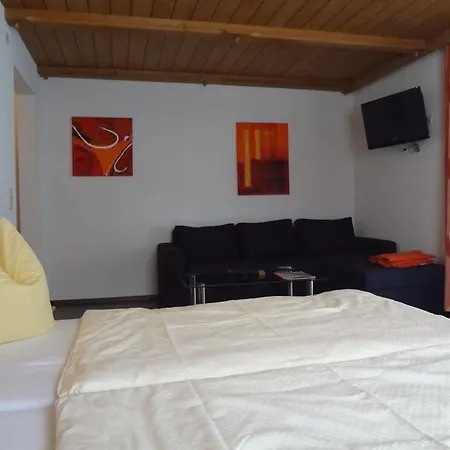 Haus Bergkastelblick بيت ضيافة *