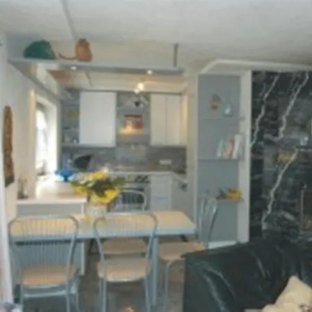 Haus Bergkastelblick 4* 나우더스